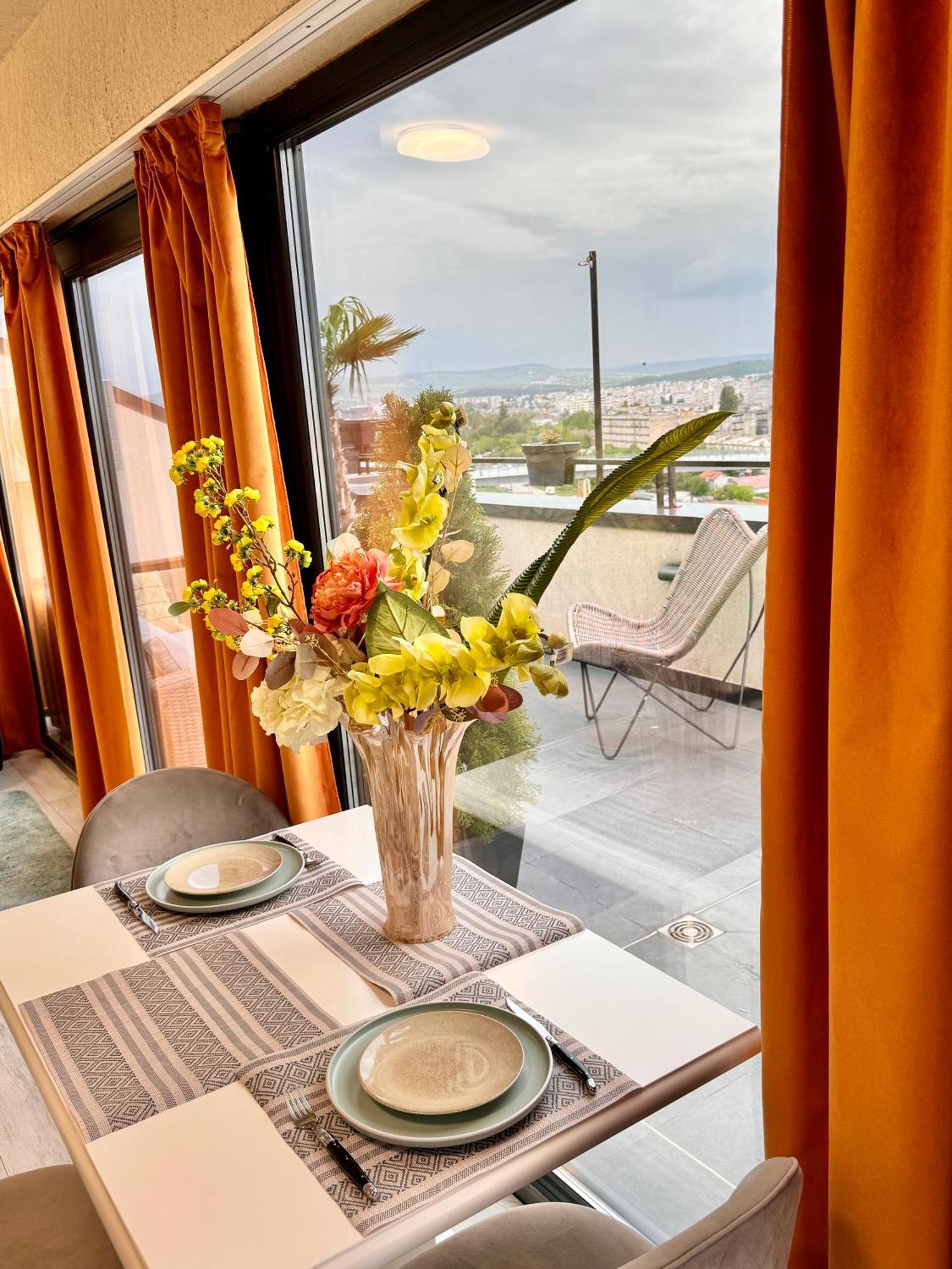 Apartamento Penthouse Exclusive View , Iasi Exterior foto